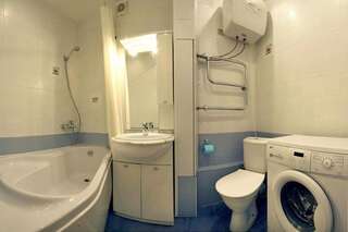 Гостиница Электрон Москва Двухместный номер эконом-класса с 2 отдельными кроватями и общей ванной комнатой-3